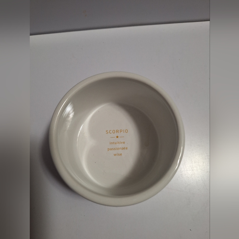 Scorpio Zodiac Citrus candle - Picture 7 of 7